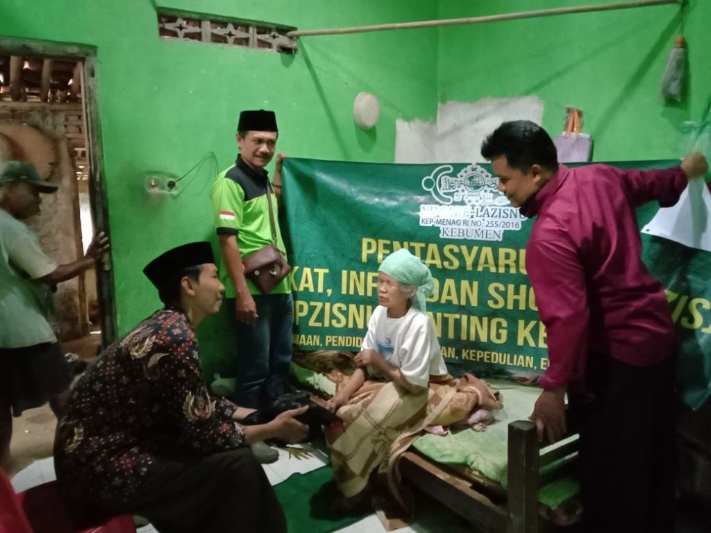 Upzis NU Kebulusan Galang Infak Peduli Sesama