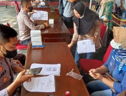 Polres Purbalingga Salurkan Bantuan Uang Tunai Bagi PKL dan Pemilik Warung