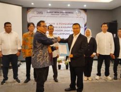 Ketua Umum SMSI Kukuhkan Pokja Newsroom Jaga Desa di Lampung, Perkuat Sinergi Kawal Tata Kelola Pemerintahan Desa