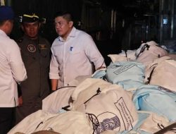 Tanggap Cepat Pemerintah untuk NTT, Seskab Teddy Indra Wijaya Dukung Percepatan Distribusi Bantuan Bencana